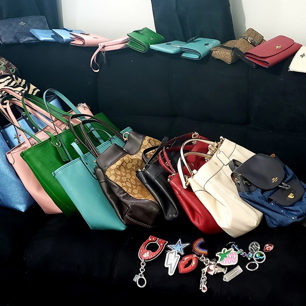 Meet your Posher, Carlotta